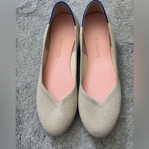 EUC Rothy’s The Flat Light Gold Metallic Size 10